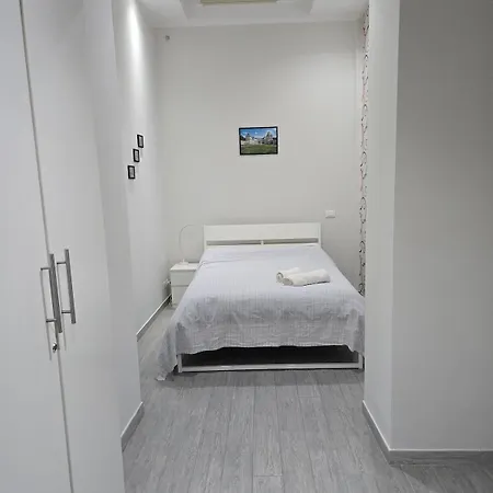 Valentino House דירה