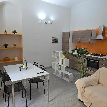 Valentino House * Turyn