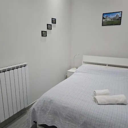 Valentino House Apartament *